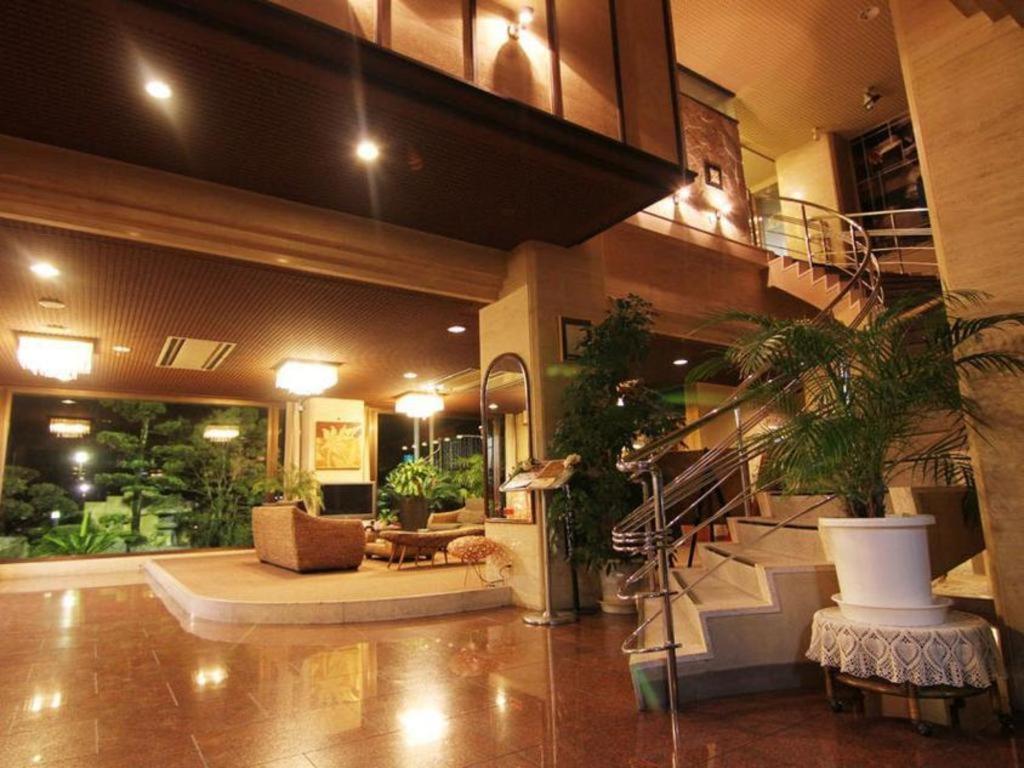 Miyakonojo Sun Plaza Hotel Miyakonojō Exterior foto
